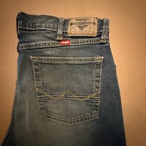 Wrangler Men's Athletic Fit Dark Blue Jeans